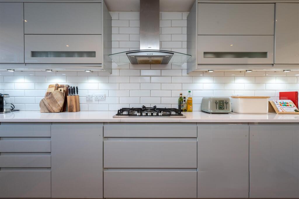 45 Arabia Close_0023.jpg