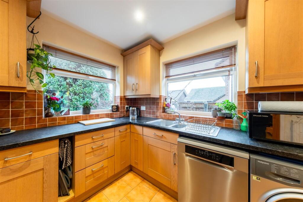 35 Orchard Way-003.jpg