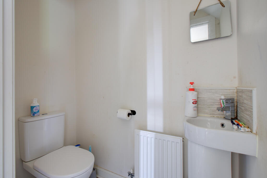 36 SCOTSMAN AVENUE-5