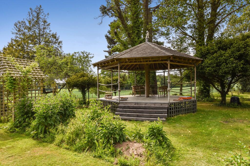 Band Stand