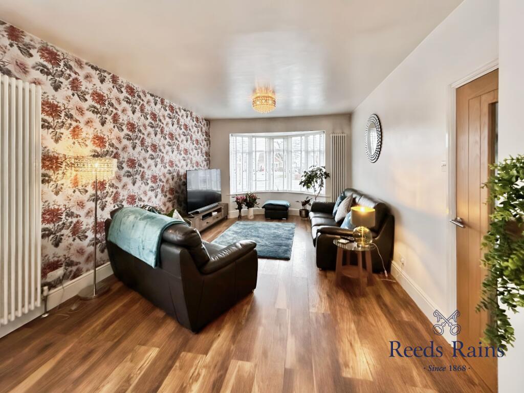 Sitting/Dining Room