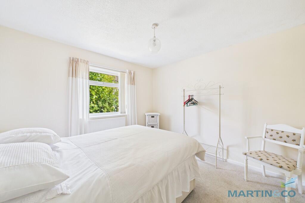 CAM01654G0-PR0212...