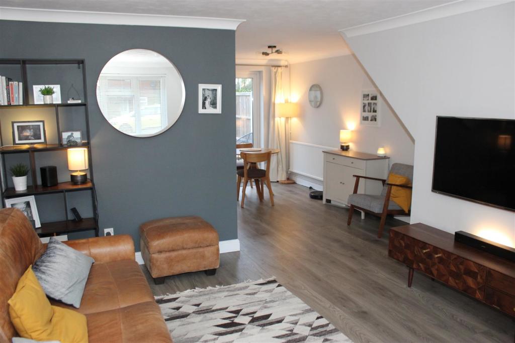 Living/Dining Room