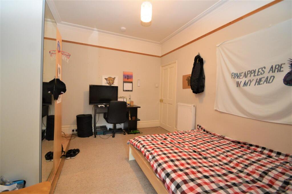 517 Gloucester Road (2).jpg