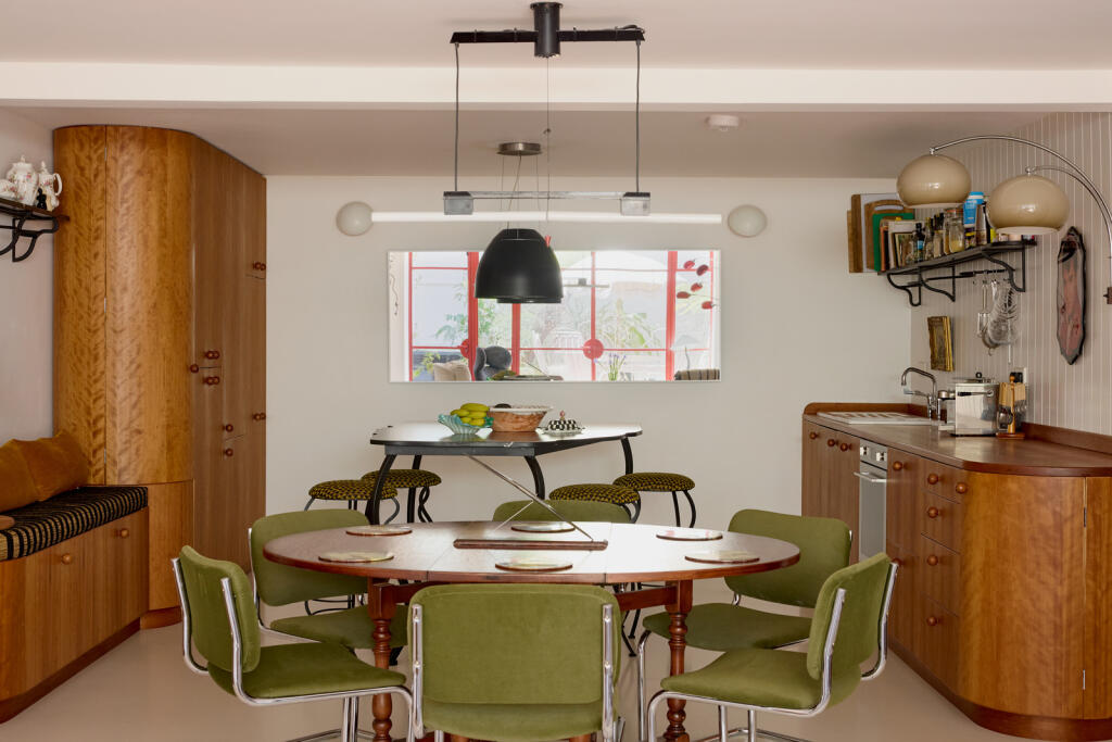 298213 - TMH_CHATSWORTH ROAD_09.JPG