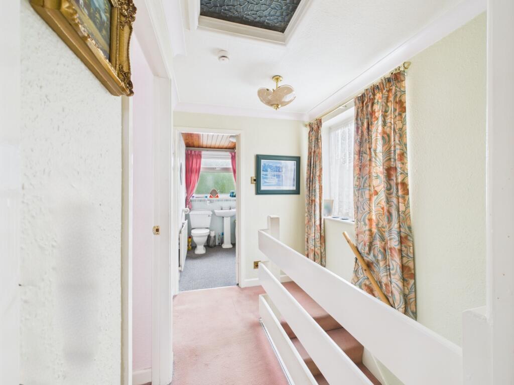 CAM02093G0-PR0034-STILL015