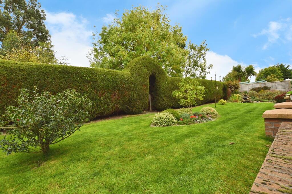 74a80d9c-garden 20a.JPG
