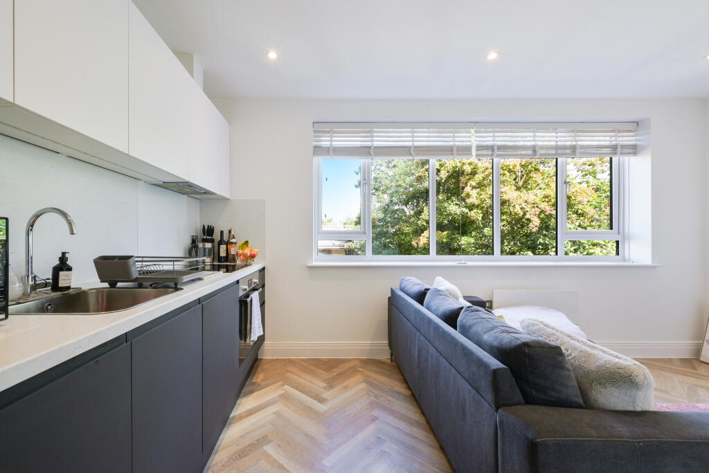 FOUNTAIN HOUSE, 15- (4)