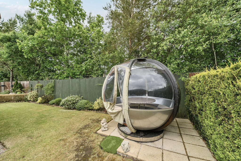 Garden Pod