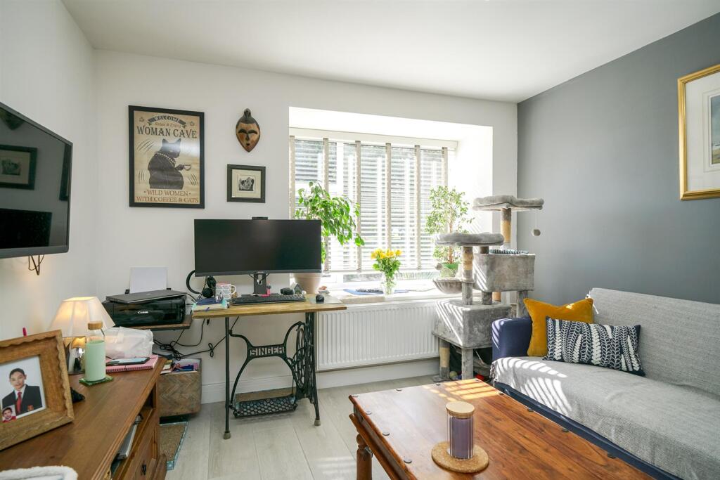Lounge/Kitchen/Dining Room