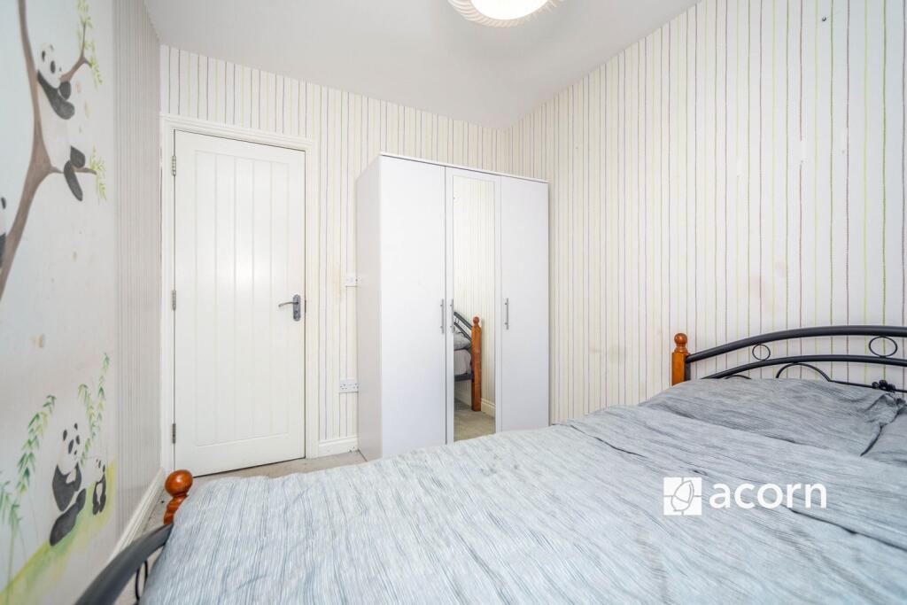 31589e29-a525-f01...