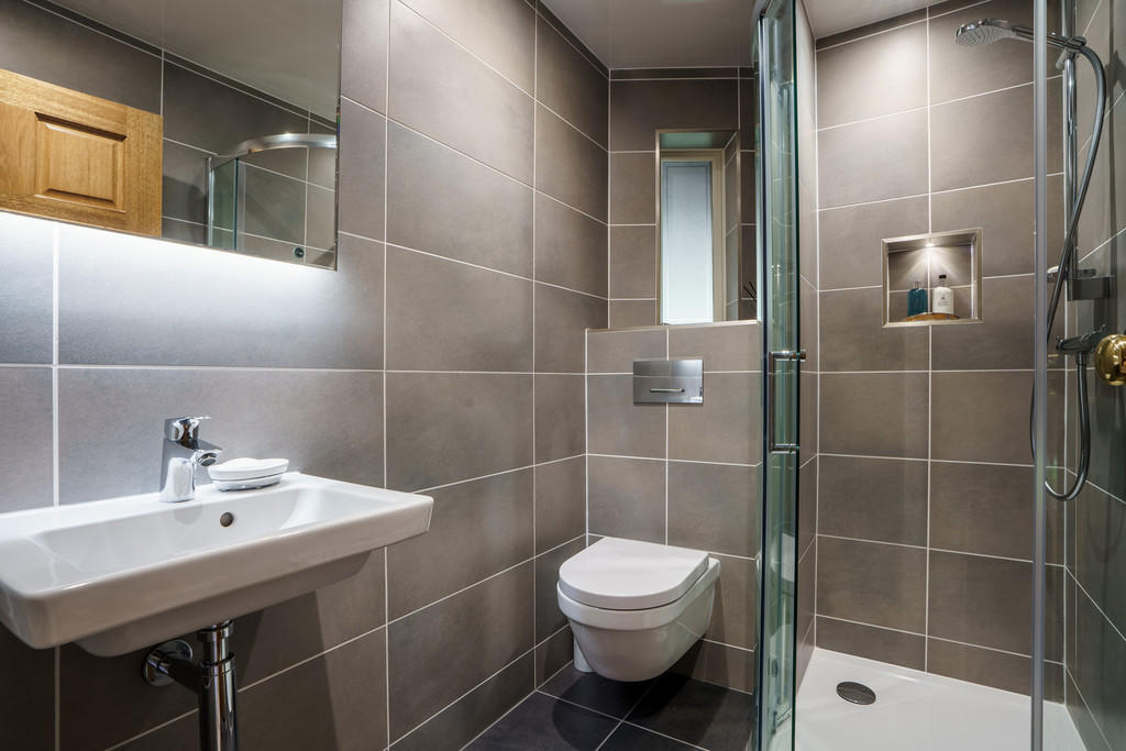 Shower Room 2