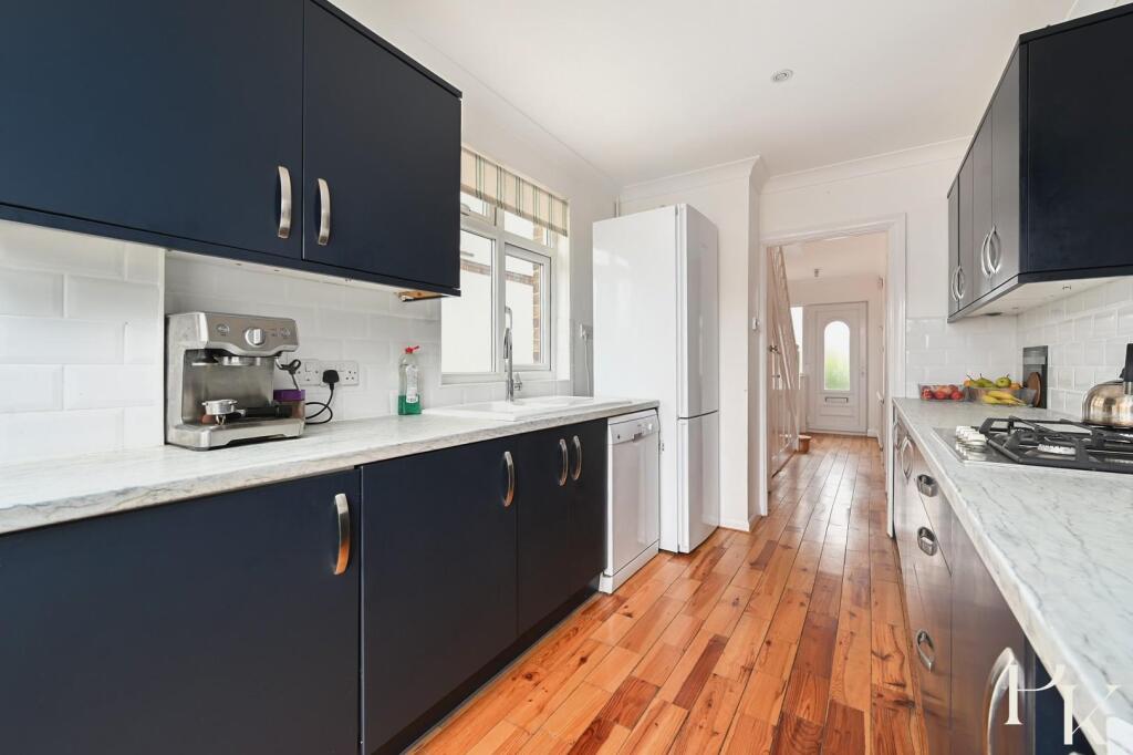 85-holmes-avenue-bn3 (10).jpg