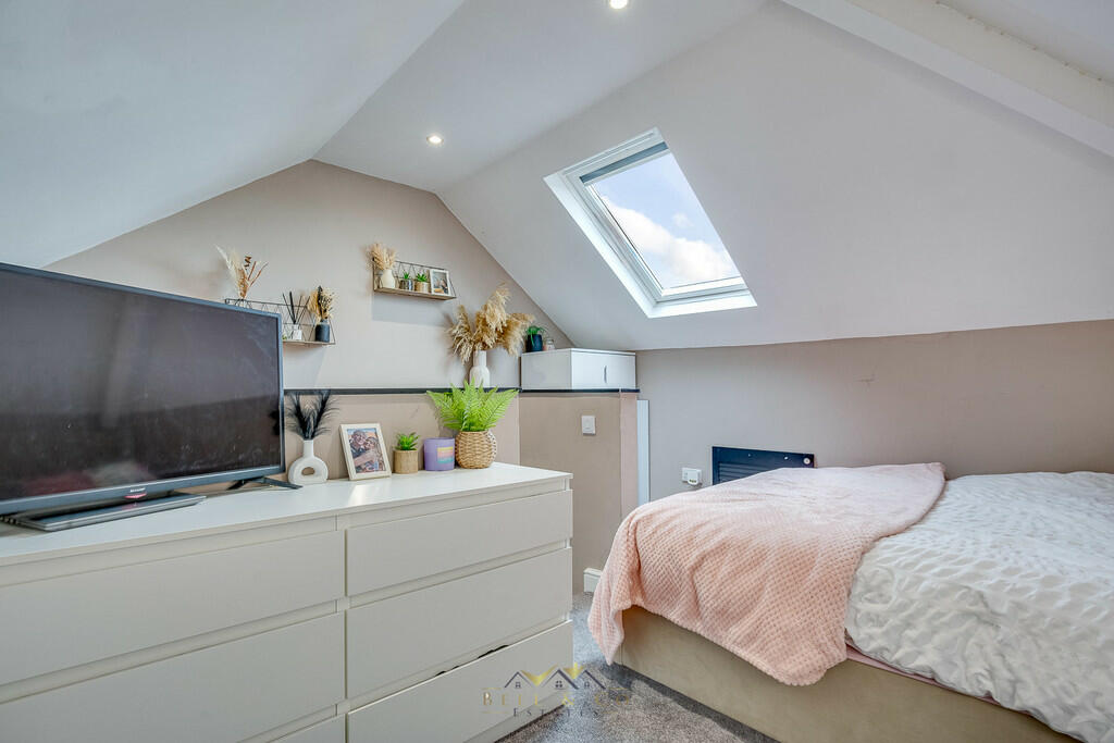 Bedroom 2.2