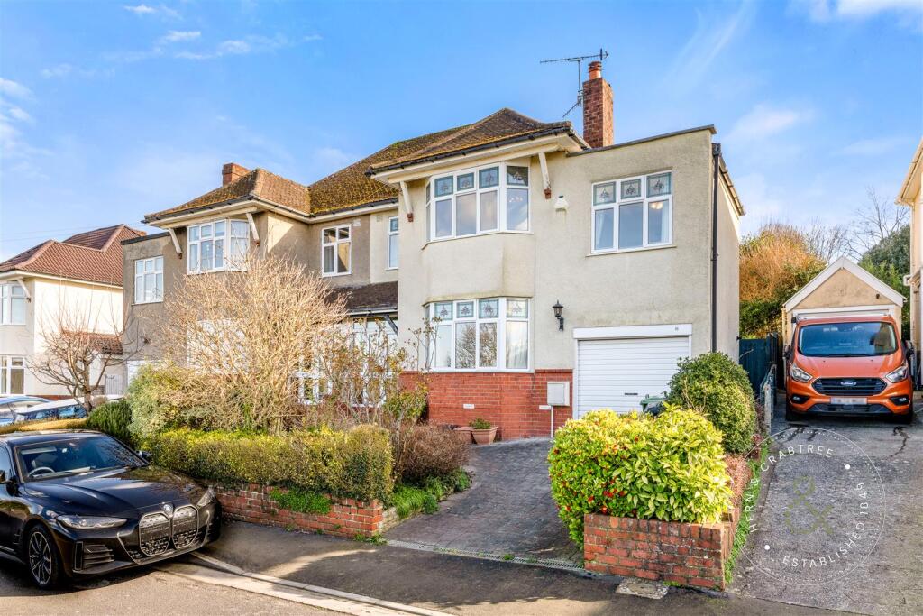 Horse Shoe Dr, Bristol, Hern Crabtree (34).jpg