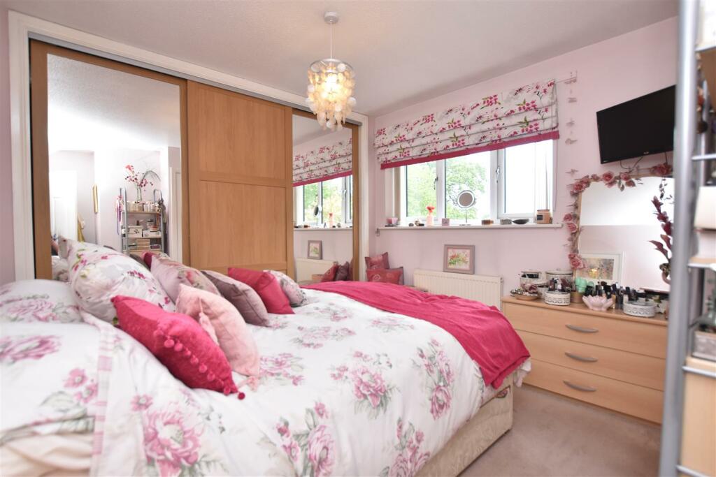 bed 1.JPG