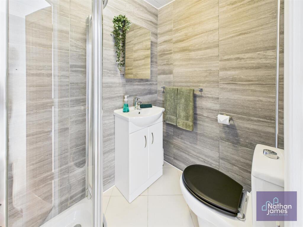 Groundfloor Shower Room