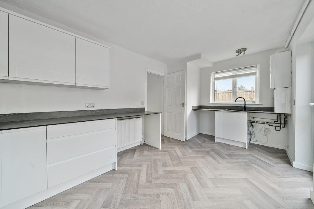 Kitchen / Breakfast Room