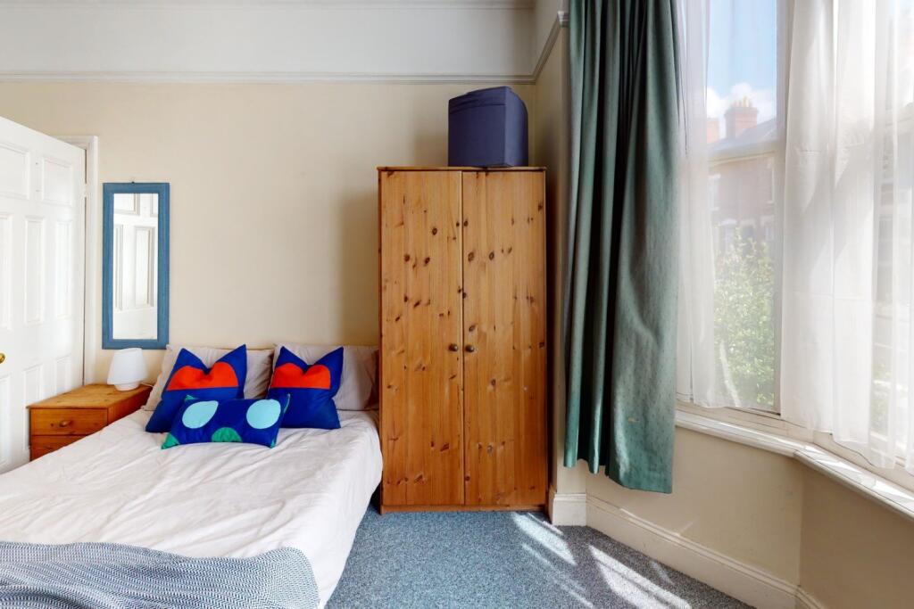 Clarendon-Park-Road-