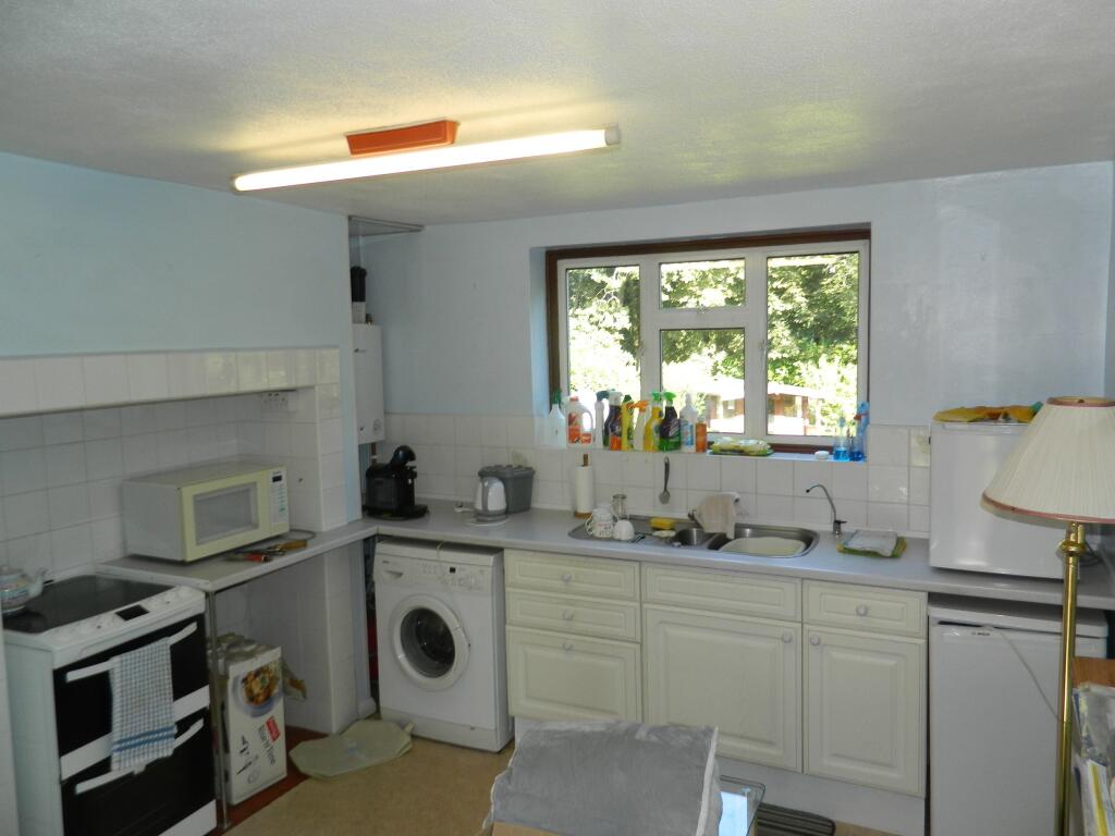 fitted kitchen