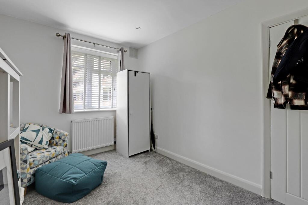 11-6d08JHPropWpen - 9 Blakewood Court - 31.jpg