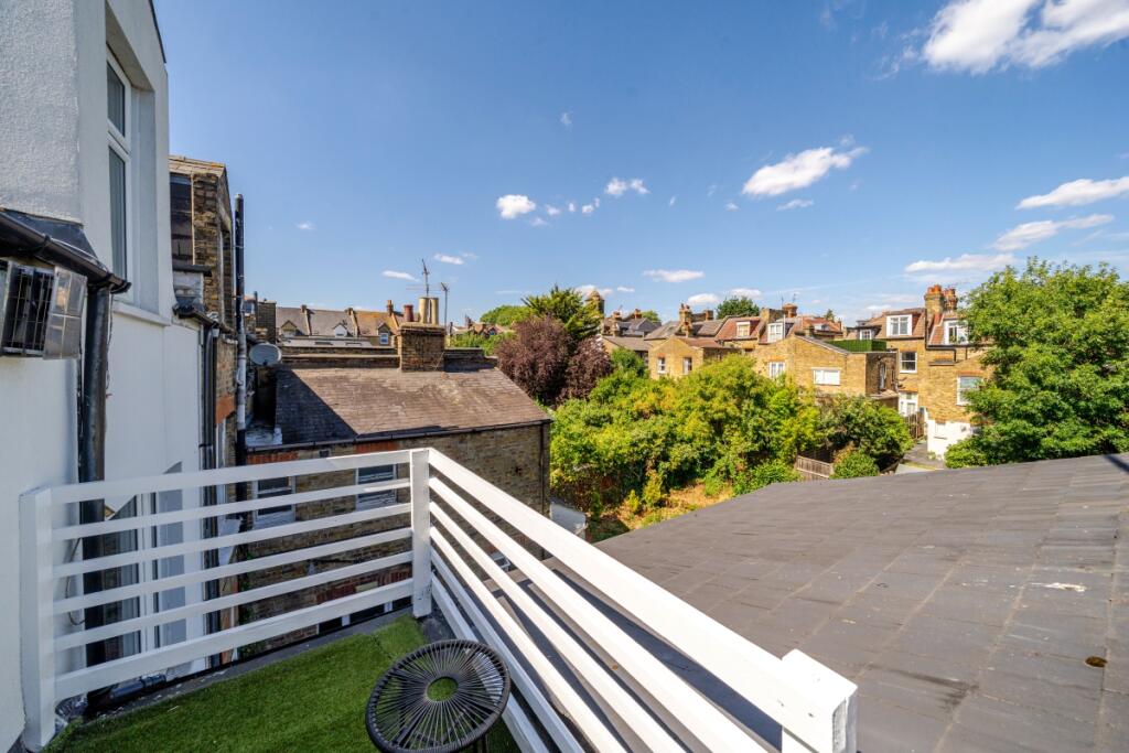 1321572-1-686d346...