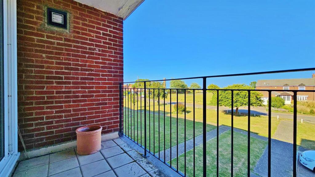 Balcony - Front