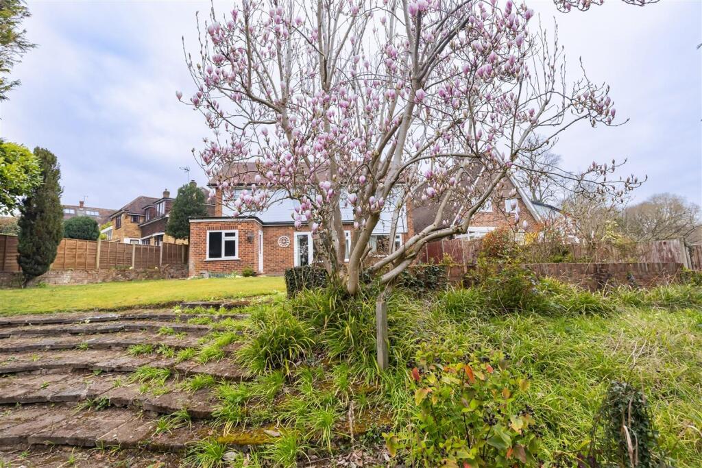 15 Ravensmere  (31).jpg