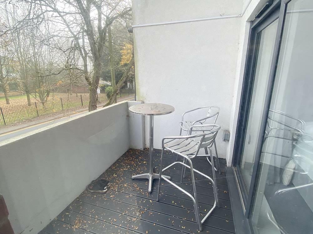 front balcony.jpg