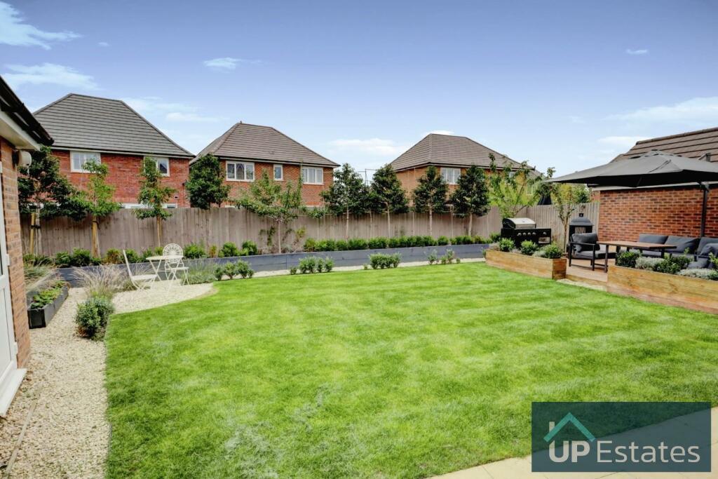Rear Garden 3.jpg