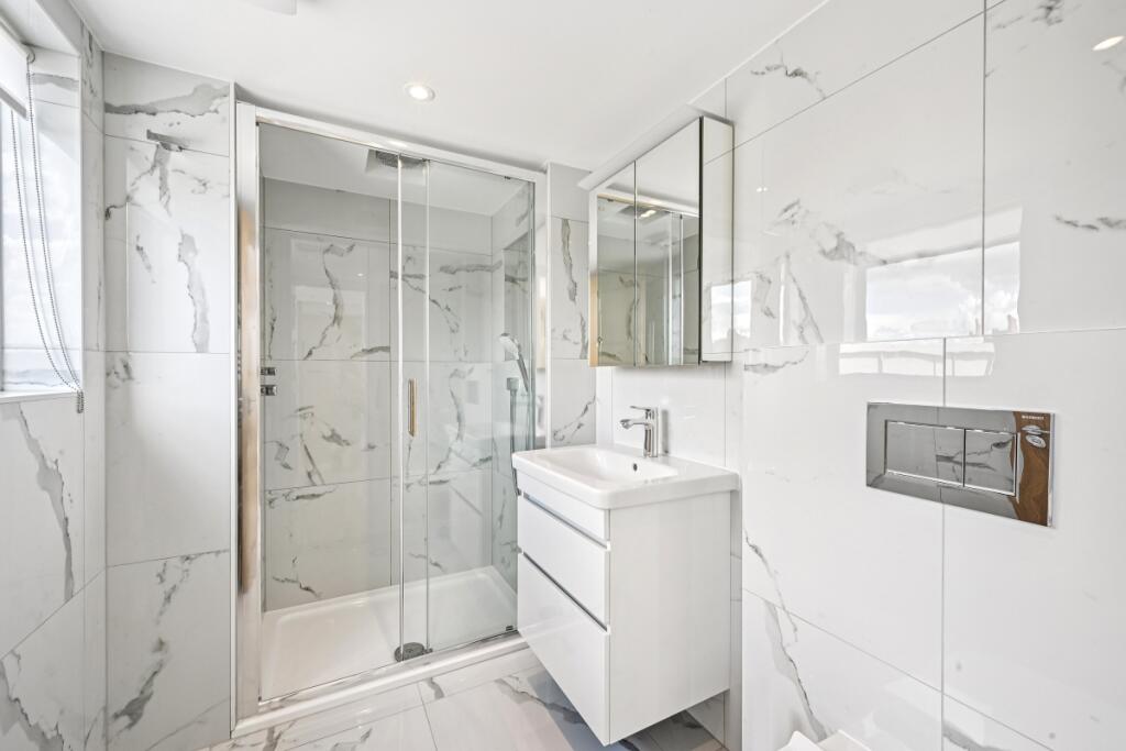 Penthouse Flat 5,...
