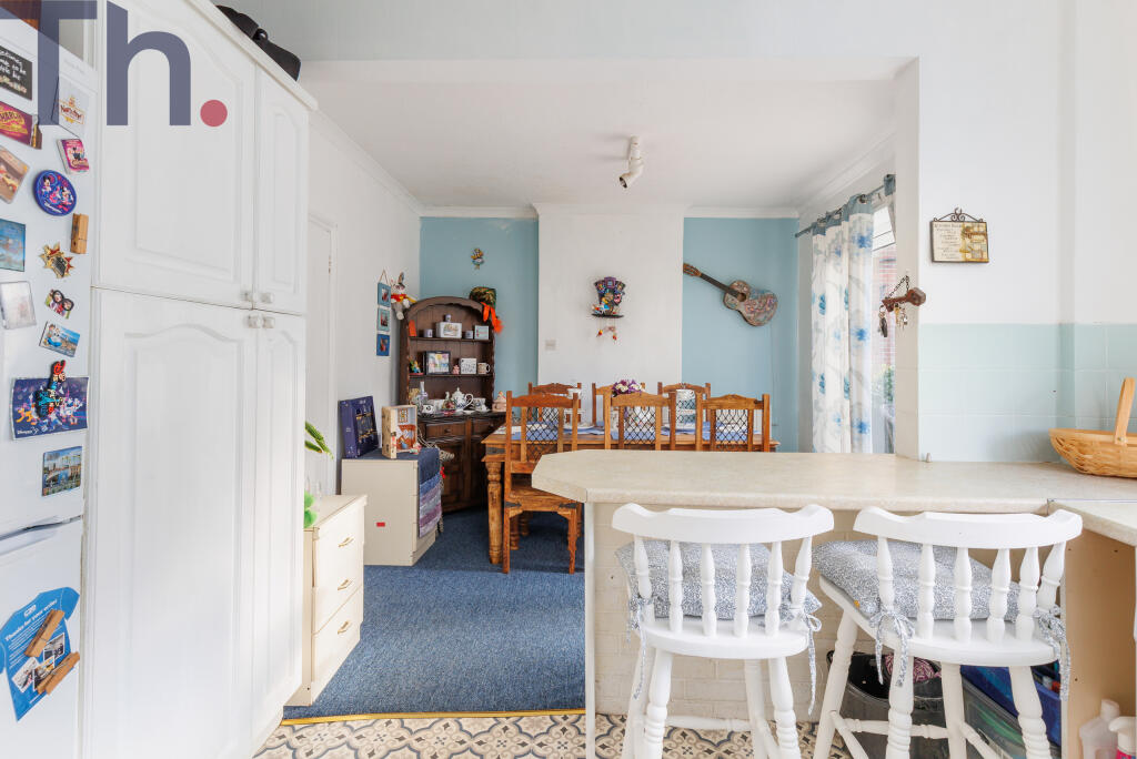 Breakfast Area &amp; Family Dining