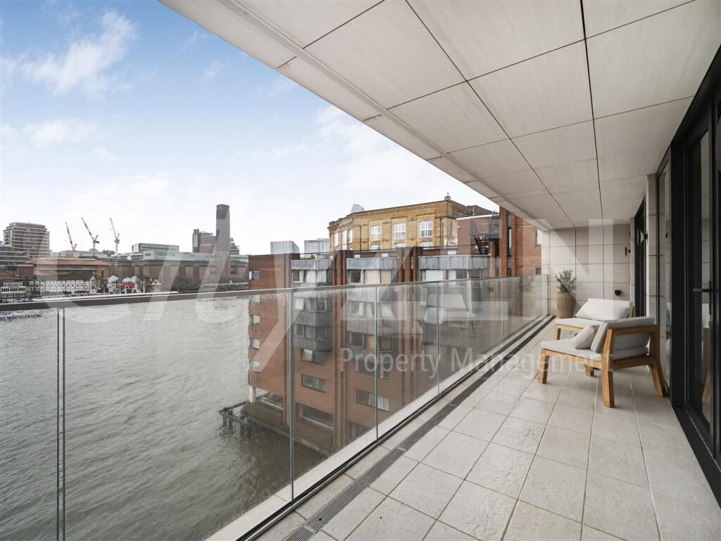 SOUTH FACING BALCONY