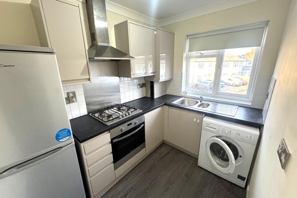 Brighton Road, Horley