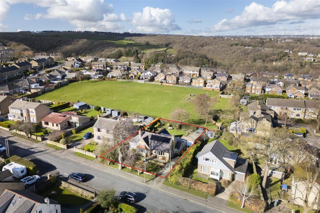 Bramleys Estate Agents - Moor Lane - Netherton (3.