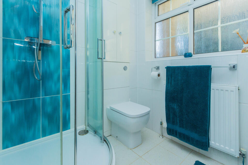 Downstairs Shower...