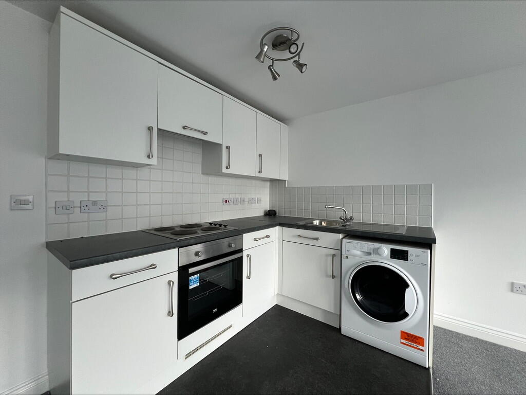 processed-04F5225...