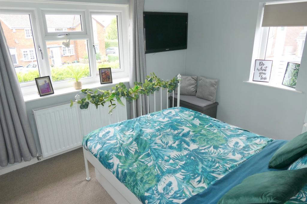Bedroom+2+
