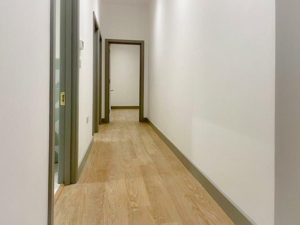 Hallway.jpg