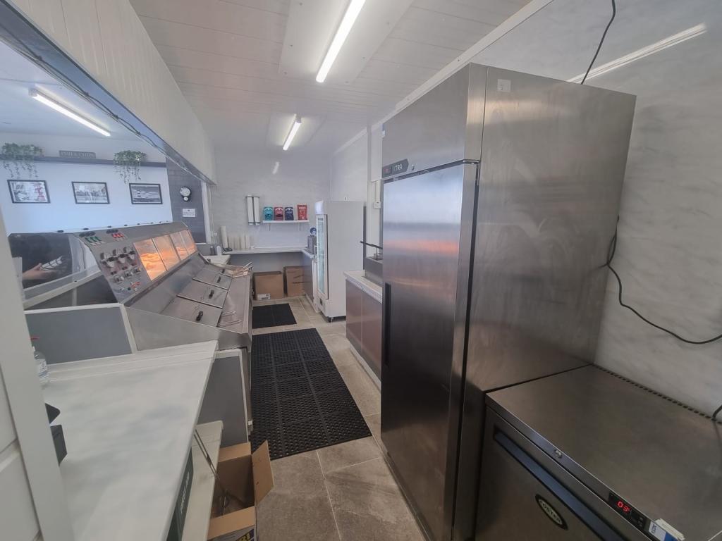 Kitchen and Shop Fro