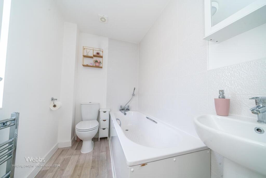 © Webbs Estate Agents © (152 of 217).jpg