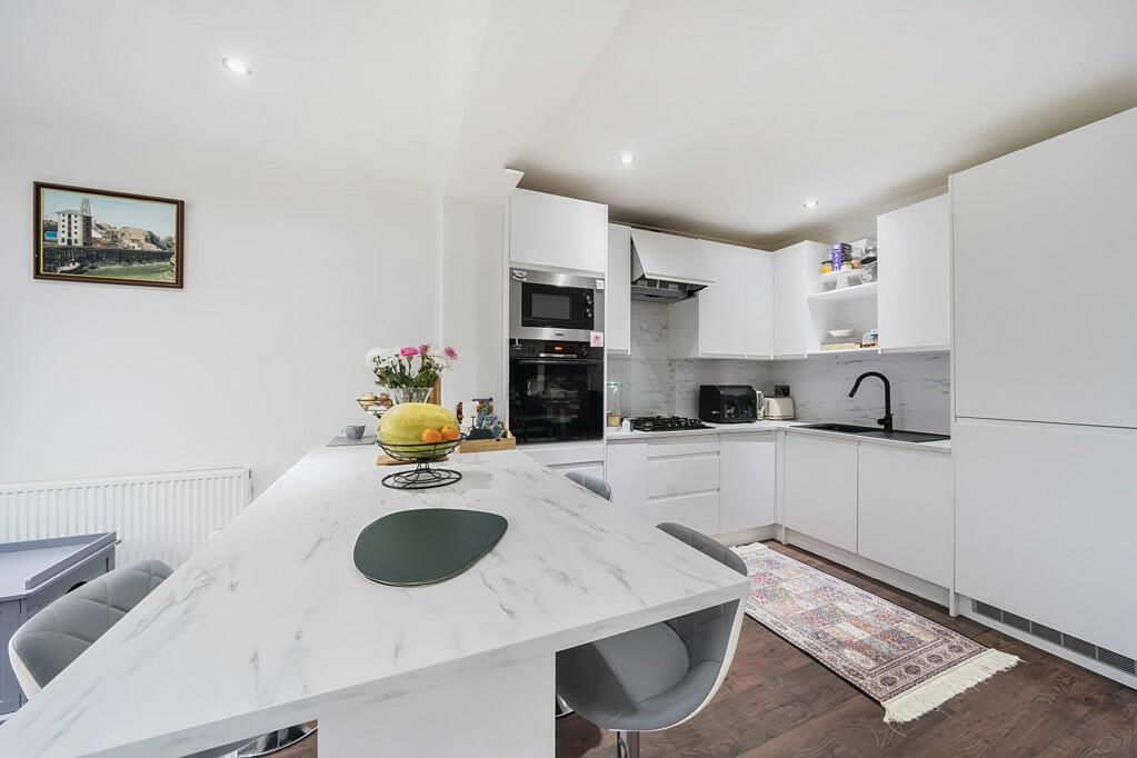 Davidson Frost-Wellings, DFW, Sitwell Grove, Stanm