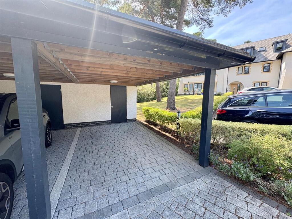 Carport.jpg