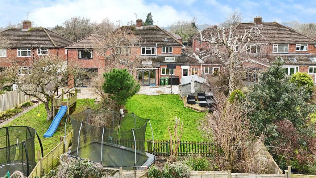 1ffb0f8a-image_picker_64F0FE6B-53C7-47E2-960B-A960