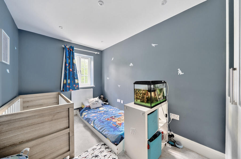 1298394-14-685d12...