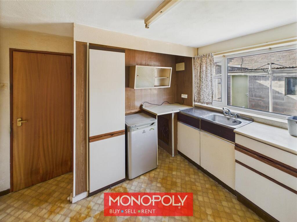 Kitchen..jpg