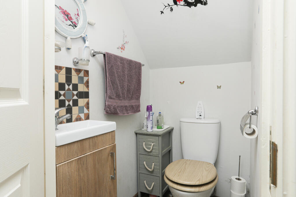 general 5 Gloster Cl