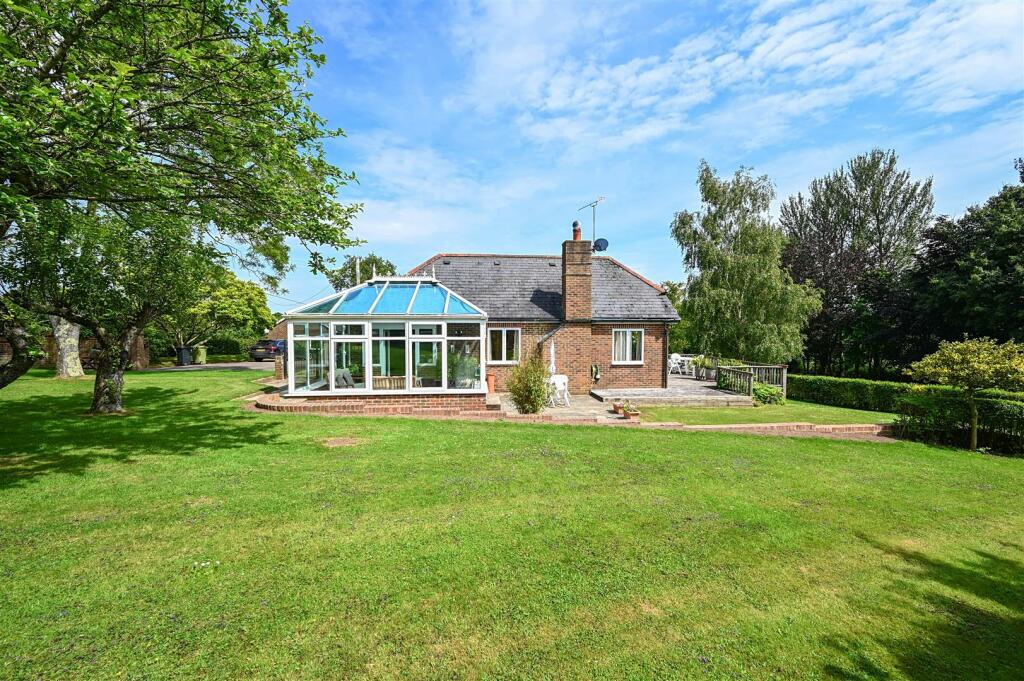 St.Helens View - Parsonage Lane - TN35 4SH (26).jp