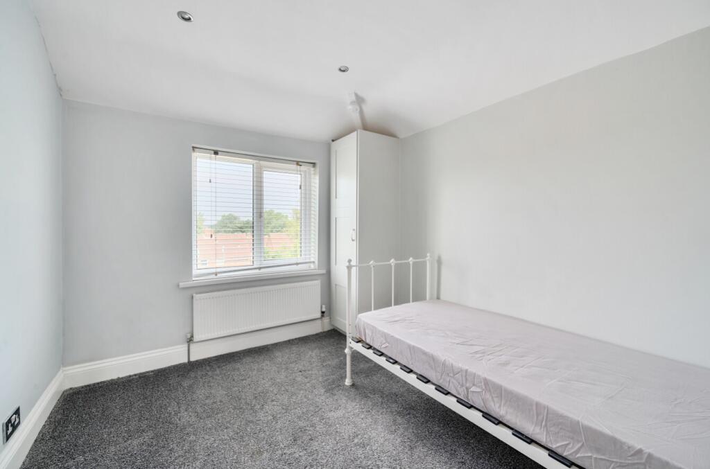 1311940-4-6851bc5ec10f0