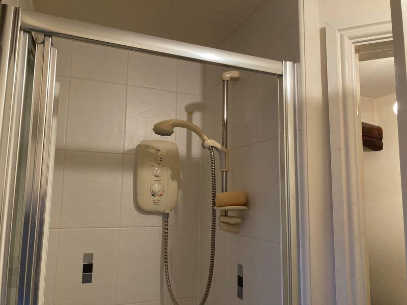 Ensuite shower